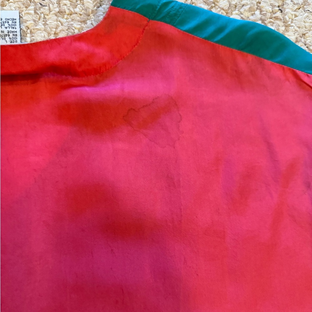 *3 for $9* Vintage Silk Colorblock Blouse - Picture 11 of 14